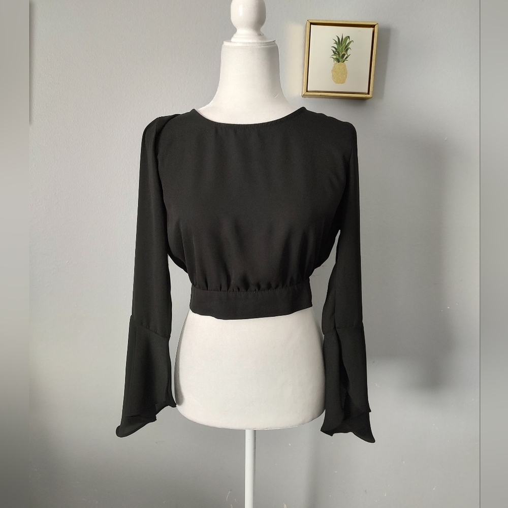 Top Blouse crop Ambiance women Or girls Medium Black Flare Sleeves Tie Back